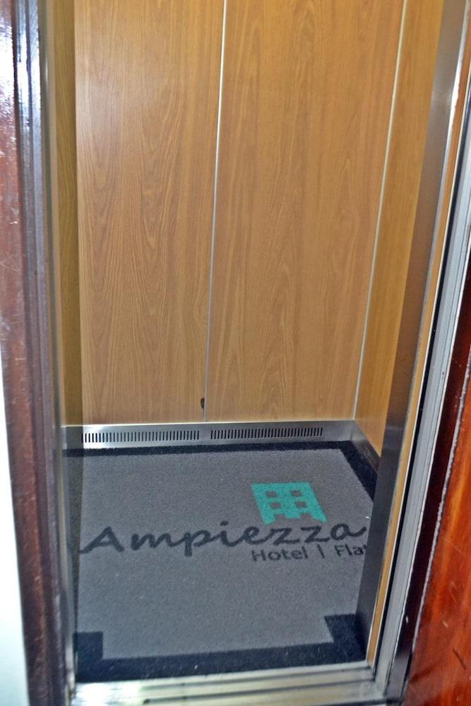 Hotel Ampiezza Curitiba Esterno foto