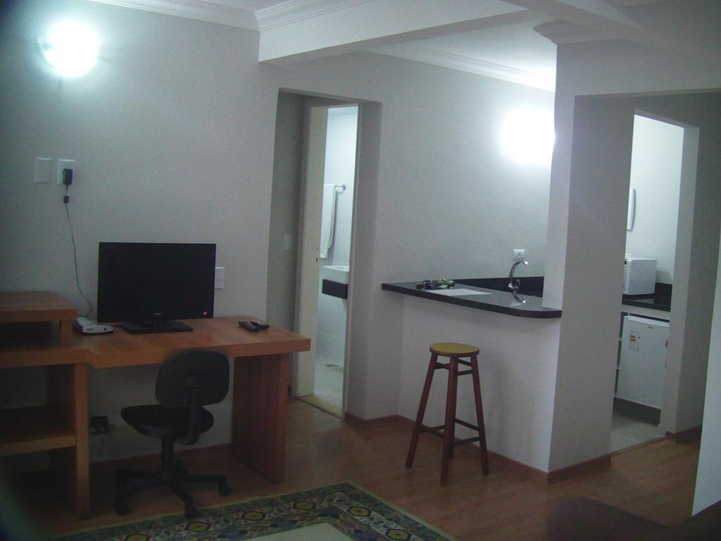 Hotel Ampiezza Curitiba Esterno foto